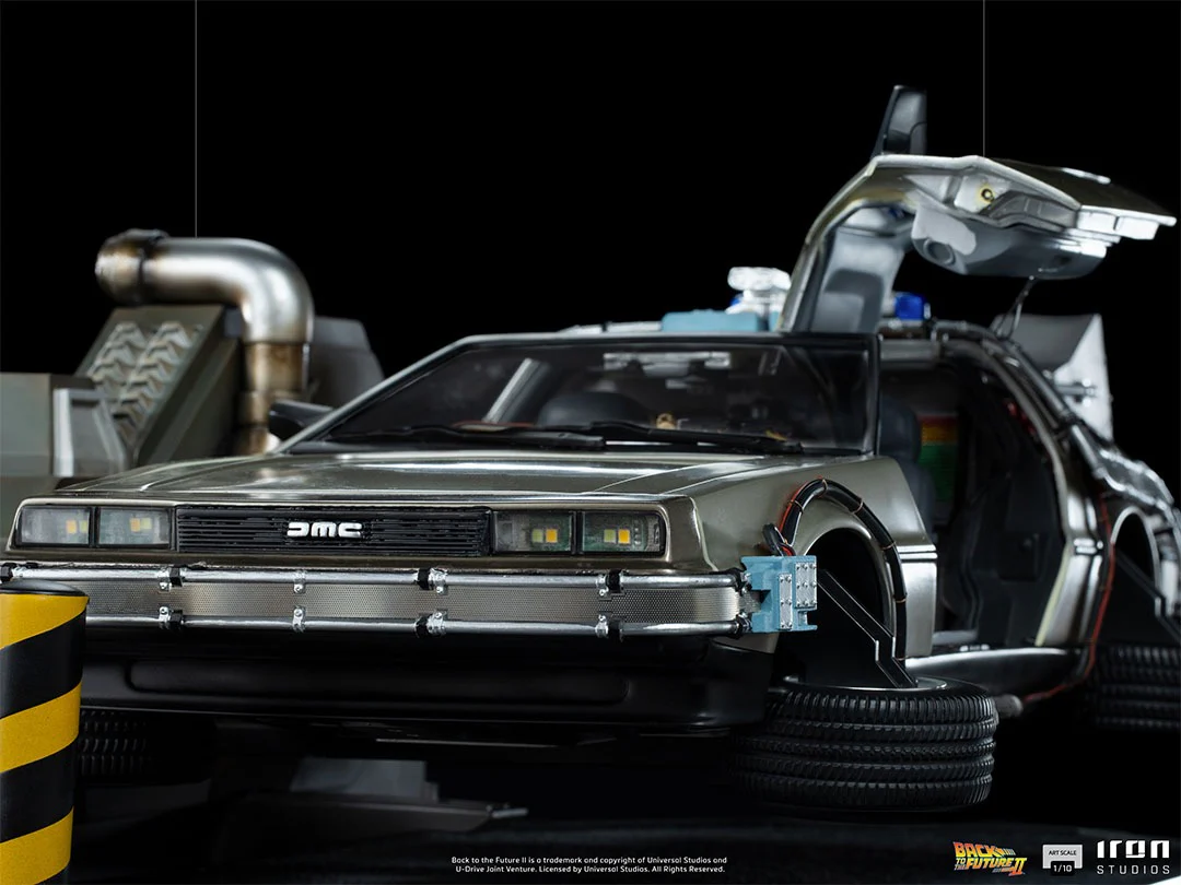 Delorean  Back to the Future II  Art Scale 1/10  Iron Studios - Image 4