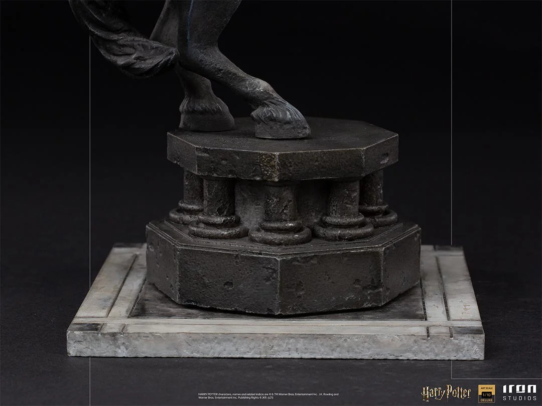 Ron Weasley at the Wizard Chess  Harry Potter  Art Scale 1/10  Iron Studios - Image 8