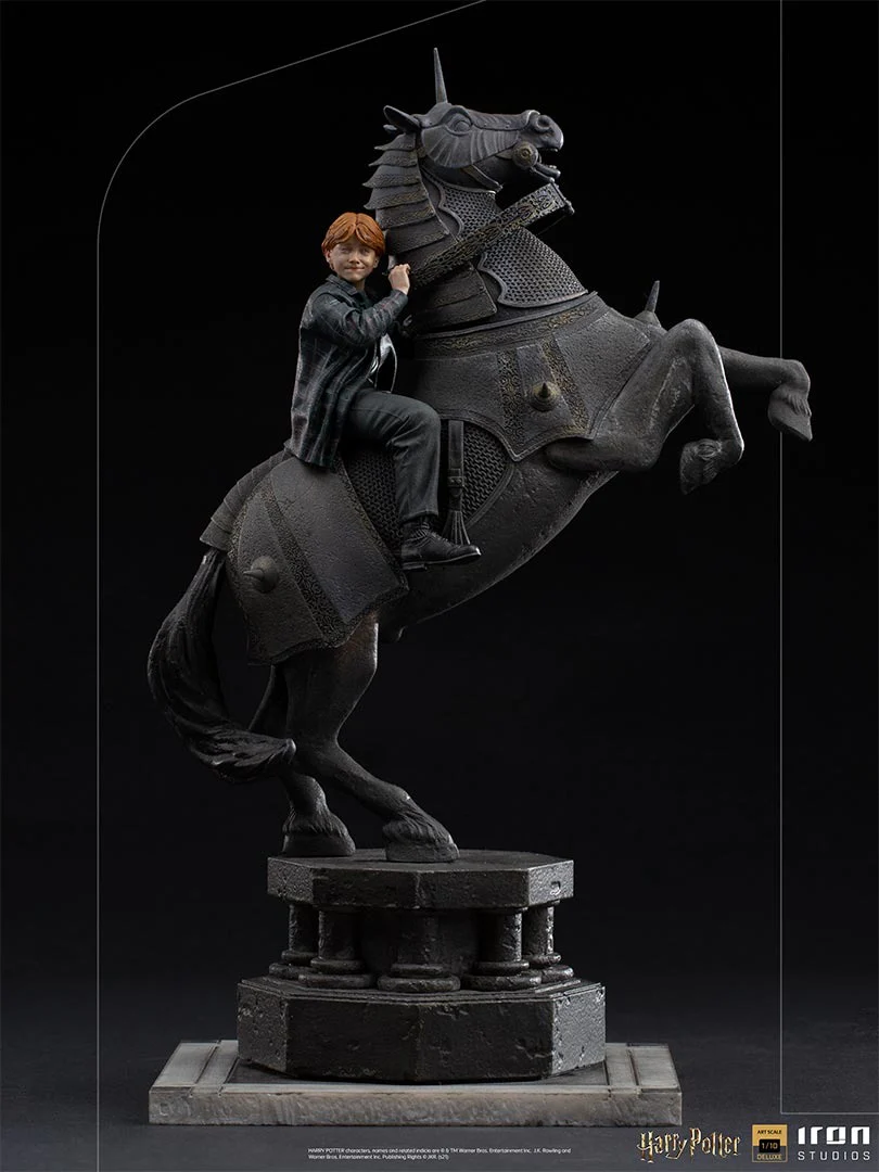 Ron Weasley at the Wizard Chess  Harry Potter  Art Scale 1/10  Iron Studios - Image 9
